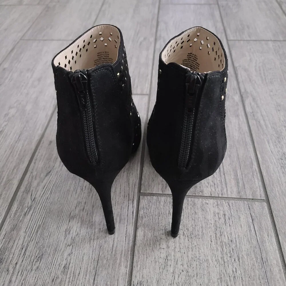 Jennifer Lopez Black Cutout Studded High Heel Sandals Size 8
